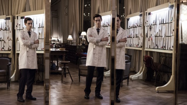 yves-saint-laurent_492684_18768